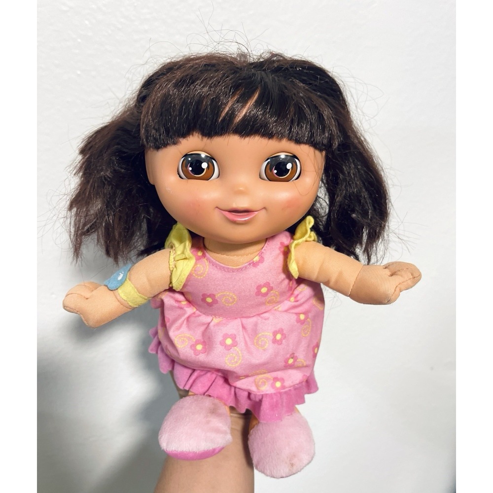 2007 Fisher Price Sleepy Dreams Dora The Explorer Talking 12" Doll Toy Works